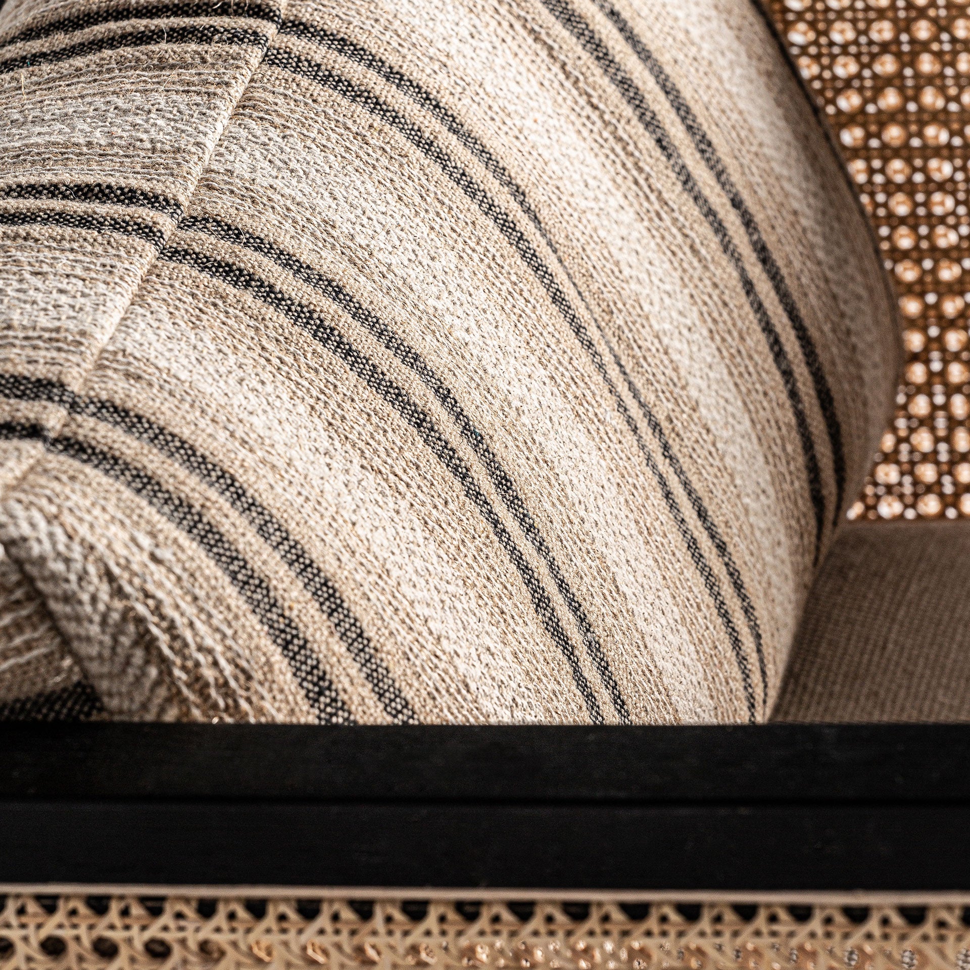 NUK ARMCHAIR